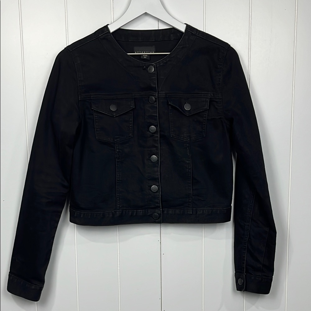attention Womens Denim Jacket S/C Black Collarless Pockets Button Cuff Crop EUC
